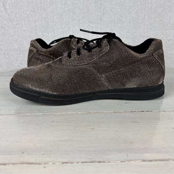 482egu Stuart Weitzman shimmery textile lace up sneakers women 7 gold si… - Picture 5 of 14